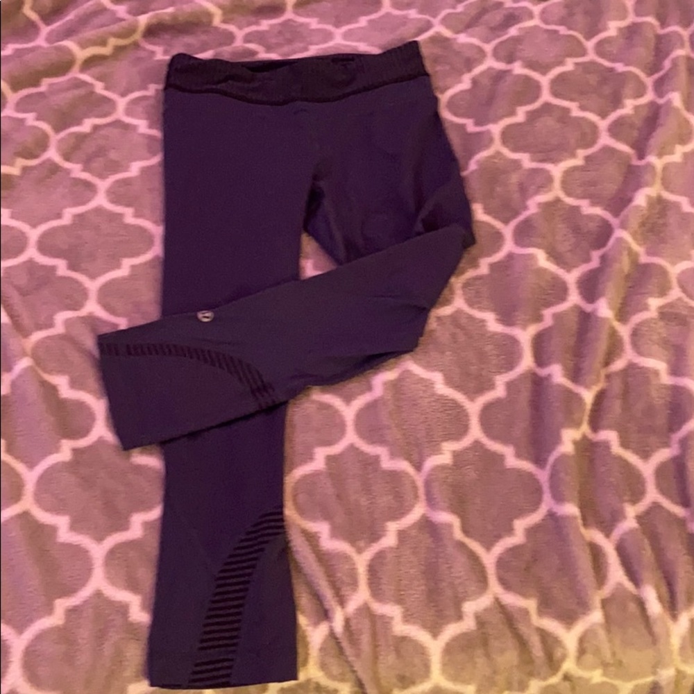 Size 4 lululemon capris